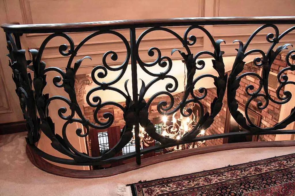 Top floor balustrade run.